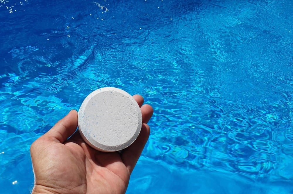 قرص کلر آب استخر